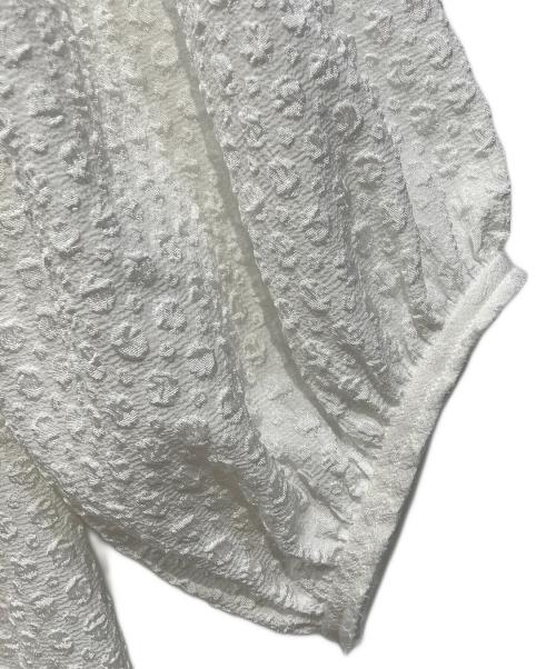 BALLSEY（ボールジィ）BALLSEY (ボールジィ) ジャカードシャーリング パフスリーブブラウス ホワイト サイズ:36の古着・服飾アイテム