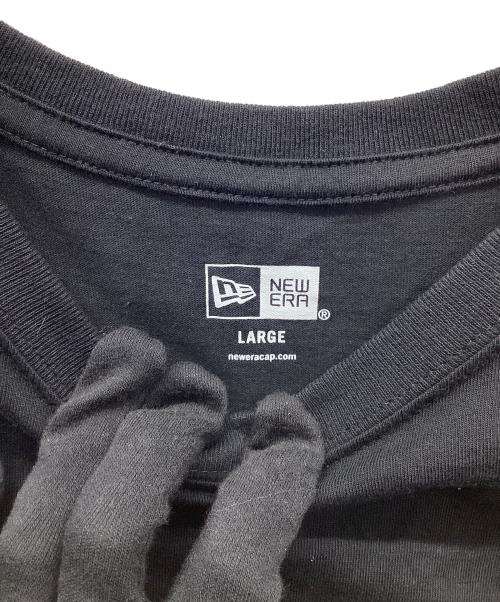 New Era（ニューエラ）New Era (ニューエラ) GUCCIMAZE (グッチメイズ) STUDIO33 (スタジオ33) Tシャツ ブラック サイズ:L 未使用品の古着・服飾アイテム
