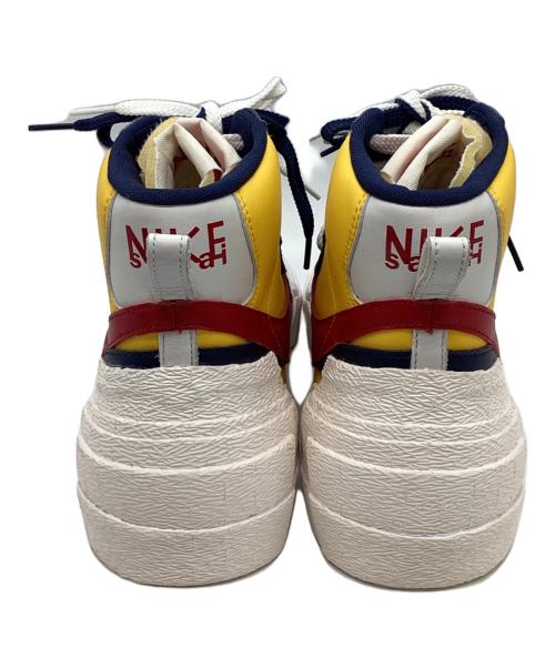 NIKE（ナイキ）NIKE (ナイキ) ハイカットスニーカー/BLAZER MID/SACAI VARSITY MAIZE/VARSITY RED サイズ:28.5の古着・服飾アイテム