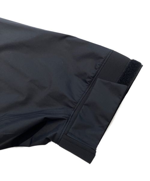 LOUIS VUITTON（ルイ ヴィトン）LOUIS VUITTON (ルイ ヴィトン) プルオーバーナイロンシャツ ブラック サイズ:52の古着・服飾アイテム