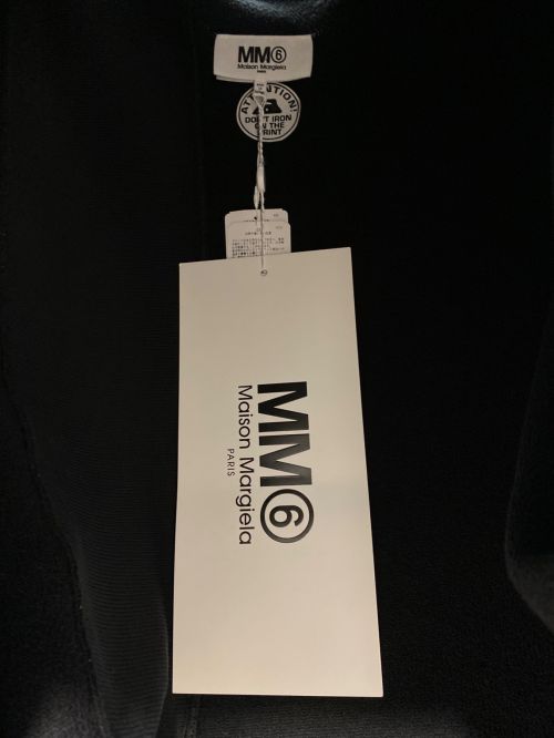 MM6 Maison Margiela（エムエムシックスメゾンマルジェラ）MM6 Maison Margiela (エムエムシックス メゾンマルジェラ) オーバーサイズスウェット ブラック サイズ:S 未使用品の古着・服飾アイテム