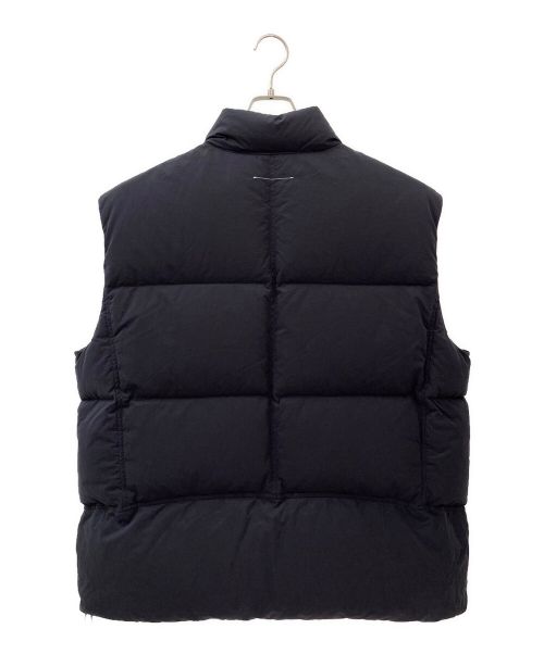 MM6 Maison Margiela（エムエムシックスメゾンマルジェラ）MM6 Maison Margiela (エムエムシックス メゾンマルジェラ) 八の字ダウンベスト ブラック サイズ:44の古着・服飾アイテム