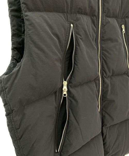 MM6 Maison Margiela（エムエムシックスメゾンマルジェラ）MM6 Maison Margiela (エムエムシックス メゾンマルジェラ) 八の字ダウンベスト ブラック サイズ:44の古着・服飾アイテム