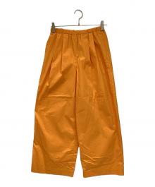 ENFOLD（エンフォルド）の古着「C/PeタイプライターリラックスゴムワイドTROUSERS」｜オレンジ