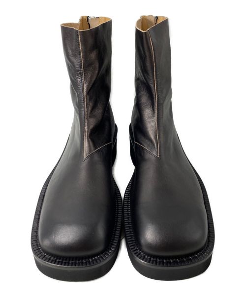 MM6 Maison Margiela（エムエムシックスメゾンマルジェラ）MM6 Maison Margiela (エムエムシックス メゾンマルジェラ) SQUARE TOE ANKLE BOOT ブラック サイズ:431/2の古着・服飾アイテム