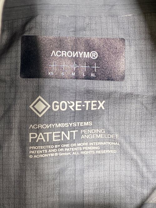 ACRONYM（アクロニウム）ACRONYM (アクロニウム) 3L Gore-Tex Pro Interops Jacket ホワイト×ブラック サイズ:Mの古着・服飾アイテム