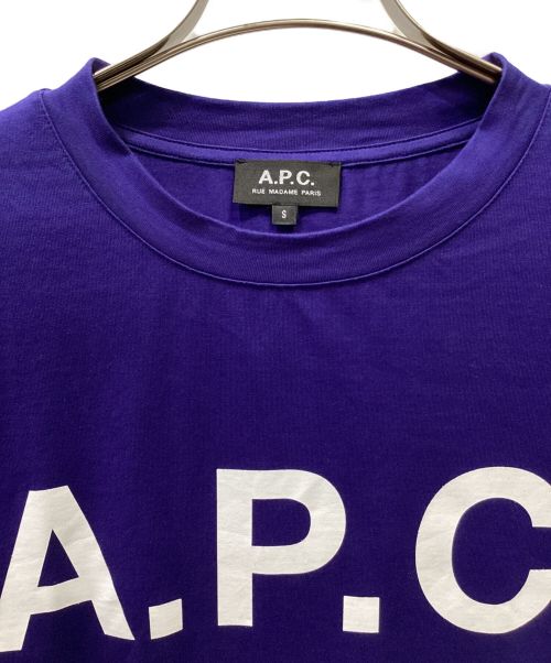 A.P.C.（アーペーセー）A.P.C. (アーペーセー) EDIFICE (エディフィス) ビッグロゴ オーバーサイズTシャツ ブルー サイズ:Sの古着・服飾アイテム