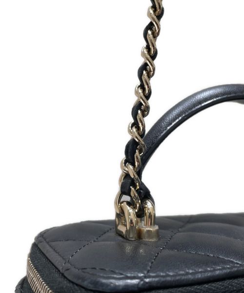 CHANEL（シャネル）CHANEL (シャネル) マトラッセ バニティバッグ  ブラック サイズ:スモールの古着・服飾アイテム