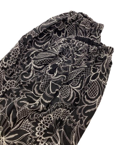 WEEKEND Max Mara（ウィークエンド マックスマーラ）WEEKEND Max Mara (ウィークエンド マックスマーラ) フィンジア刺繍ミニドレス ブラック サイズ:M 未使用品の古着・服飾アイテム