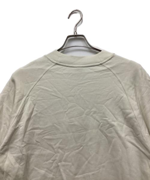 F.C.R.B.（エフシーレアルブリストル）F.C.R.B. (エフシーレアルブリストル) S/S CREWNECK BAGGY SWEAT アイボリー サイズ:Lの古着・服飾アイテム