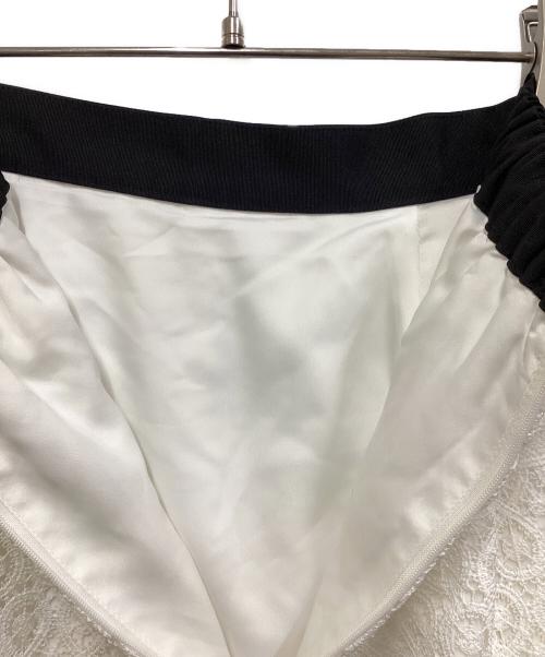 Maglie le cassetto（マーリエ ル カセット）Maglie le cassetto (マーリエ ル カセット) ボーダーレーススカート ホワイト サイズ:SIZE 5の古着・服飾アイテム