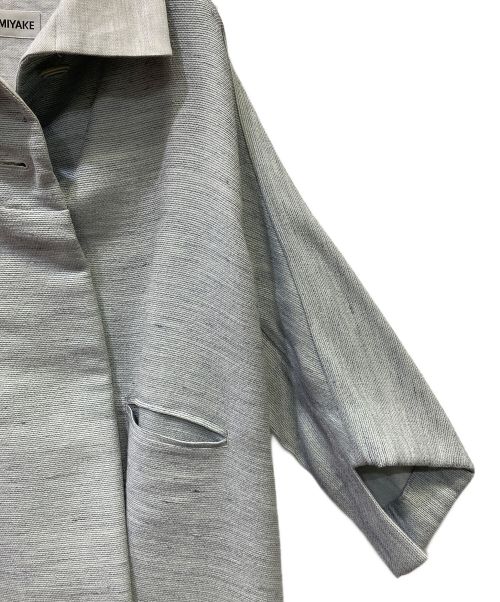 ISSEY MIYAKE（イッセイミヤケ）ISSEY MIYAKE (イッセイミヤケ) Aラインリネン混コート スカイブルー サイズ:3の古着・服飾アイテム
