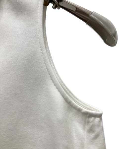 ELENDEEK（エレンディーク）ELENDEEK (エレンディーク) ラッフルスリーブカットソー ホワイト サイズ:FREEの古着・服飾アイテム