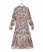 HER LIP TOハーリップトゥ）の古着「Le Camelia Pleated Dress」｜ベージュ