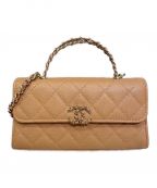 CHANELシャネル）の古着「フラップフォンケース」｜ベージュ