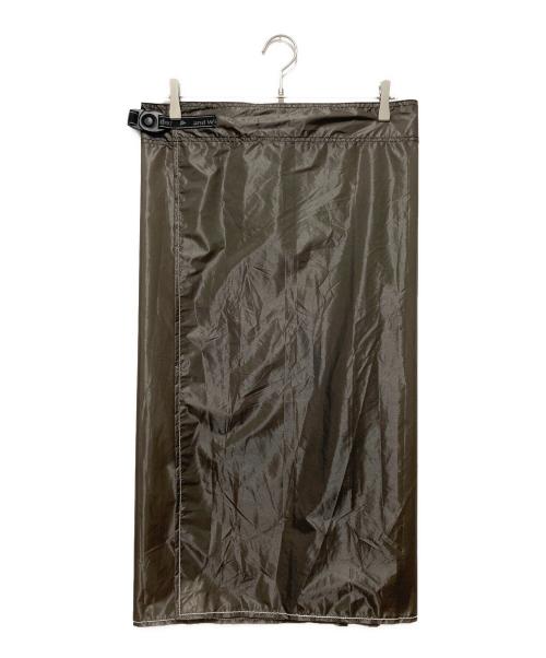 and wander（アンドワンダー）and wander (アンドワンダー) シルラップスカート チャコールグレー サイズ:5の古着・服飾アイテム