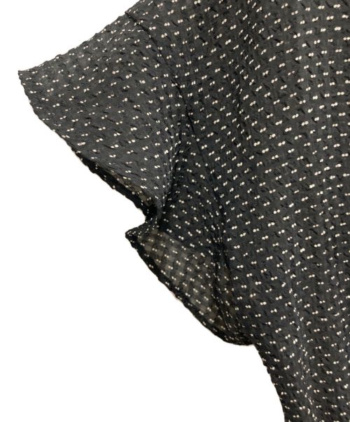 KUMIKYOKU（クミキョク）KUMIKYOKU (クミキョク) サッカードビードットプリントワンピース ブラック サイズ:S2の古着・服飾アイテム