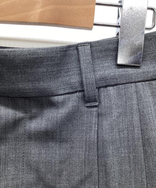 AP STUDIO（エーピーストゥディオ）AP STUDIO (エーピーストゥディオ) タックワイドパンツ グレー サイズ:40の古着・服飾アイテム