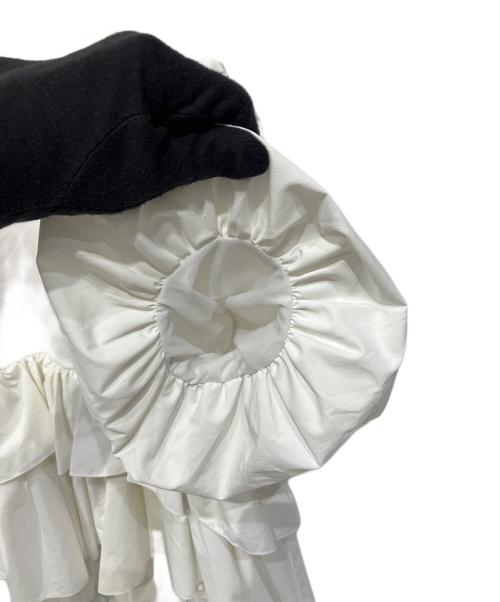 THREE SQUARE（スリースクエア）THREE SQUARE (スリースクエア) フリルブラウス ホワイト サイズ:FREEの古着・服飾アイテム