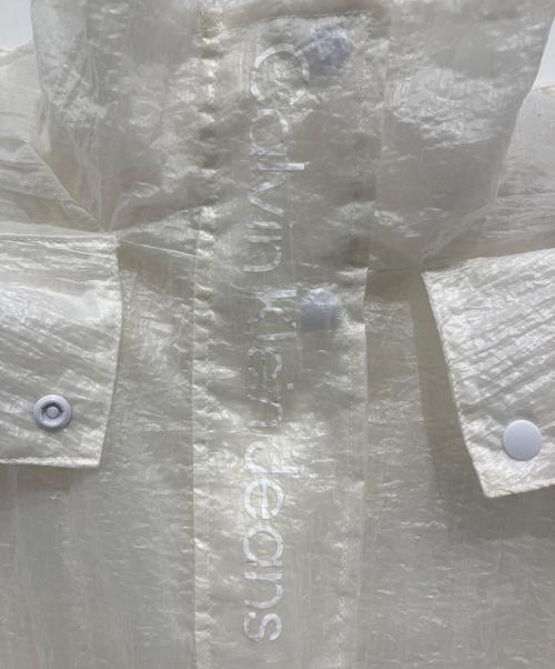 Calvin Klein Jeans（カルバンクラインジーンズ）Calvin Klein Jeans (カルバンクラインジーンズ) シアーパネル フーデッドジャケット ホワイト サイズ:XSの古着・服飾アイテム