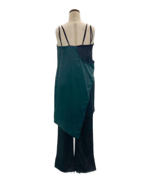 UN3D.（アンスリード）UN3D. (アンスリード) アシメデザインサテンキャミセットアップ グリーン サイズ:36の古着・服飾アイテム