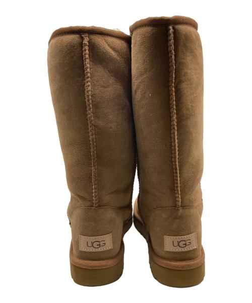 UGG（アグ）UGG (アグ) Classic Tall II ベージュ サイズ:23の古着・服飾アイテム