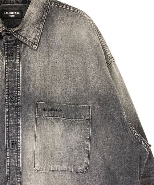BALENCIAGA（バレンシアガ）BALENCIAGA (バレンシアガ) Distressed Denim Overshirt ブラック サイズ:XSの古着・服飾アイテム
