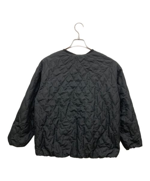 INDIVI（インディヴィ）INDIVI (インディヴィ) 2WAYバルーンスリーブ キルトブルゾン ブラック サイズ:SIZE 38 未使用品の古着・服飾アイテム