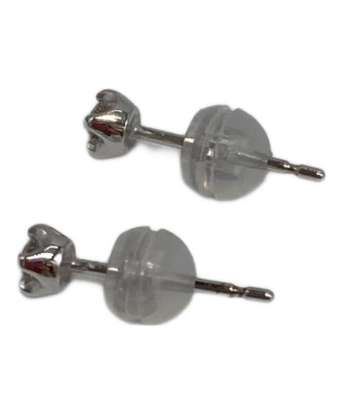 4℃（ヨンドシー）4℃ (ヨンドシー) ホワイトゴールドピアスの古着・服飾アイテム