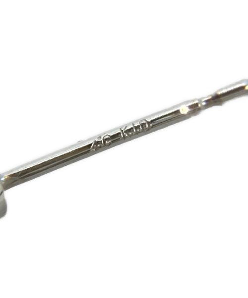 4℃（ヨンドシー）4℃ (ヨンドシー) ホワイトゴールドピアスの古着・服飾アイテム