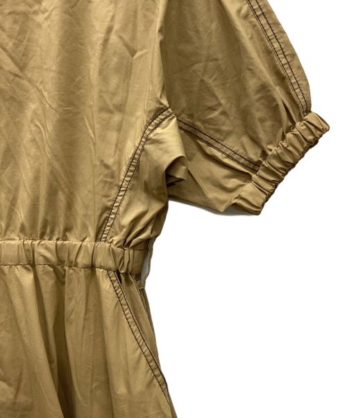 Diagram GRACE CONTINENTAL（ダイアグラム グレースコンチネンタル）Diagram GRACE CONTINENTAL (ダイアグラム グレースコンチネンタル) ベルテッドフレアワンピース ベージュ サイズ:36の古着・服飾アイテム