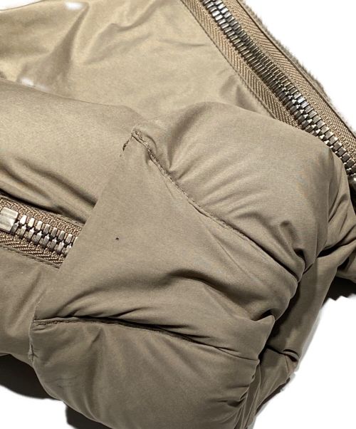Maison Margiela（メゾンマルジェラ）Maison Margiela (メゾンマルジェラ) 09AW 5ZIP DOWN JACKET/Archive カーキ サイズ:44の古着・服飾アイテム