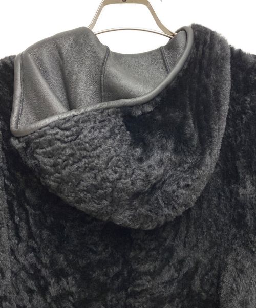 PRADA（プラダ）PRADA (プラダ) ムートンショートコート ブラック サイズ:40の古着・服飾アイテム