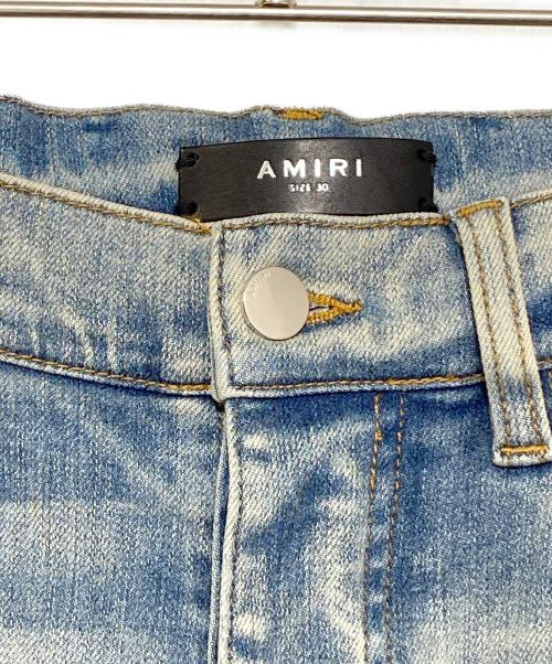 AMIRI（アミリ）AMIRI (アミリ) デストロイクラッシュ加工・タイダイ柄パッチワーク/マルチカラー当て布付デニムパンツ インディゴ サイズ:76cm (W30)の古着・服飾アイテム