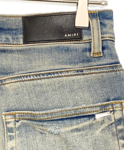 AMIRI（アミリ）AMIRI (アミリ) デストロイクラッシュ加工・タイダイ柄パッチワーク/マルチカラー当て布付デニムパンツ インディゴ サイズ:76cm (W30)の古着・服飾アイテム