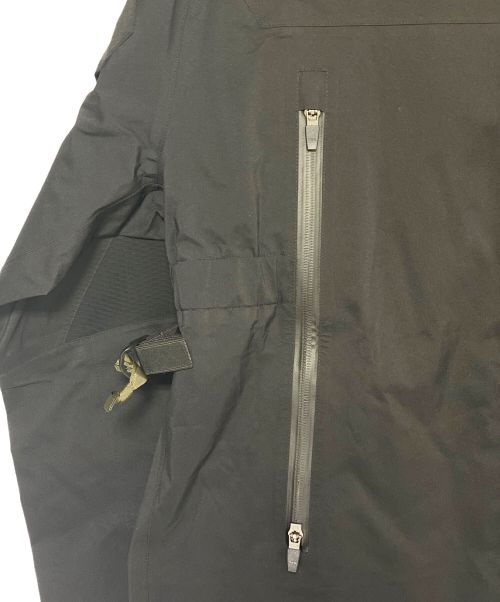 ACRONYM（アクロニウム）ACRONYM (アクロニウム) GORE-TEX RGD 3L PRO/GORE-TEX TOPO INTEROP JACKET ブラック サイズ:XLの古着・服飾アイテム