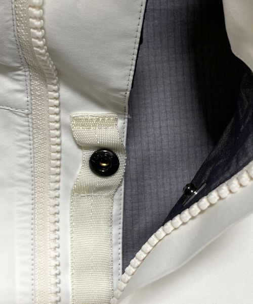 ACRONYM（アクロニウム）ACRONYM (アクロニウム) 3L Gore-Tex Pro Interops Jacket ホワイト サイズ:XLの古着・服飾アイテム