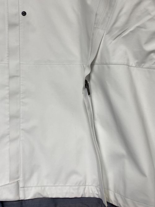 ACRONYM（アクロニウム）ACRONYM (アクロニウム) 3L Gore-Tex Pro Interops Jacket ホワイト サイズ:XLの古着・服飾アイテム