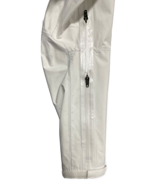 ACRONYM（アクロニウム）ACRONYM (アクロニウム) 3L Gore-Tex Pro Interops Jacket ホワイト サイズ:XLの古着・服飾アイテム