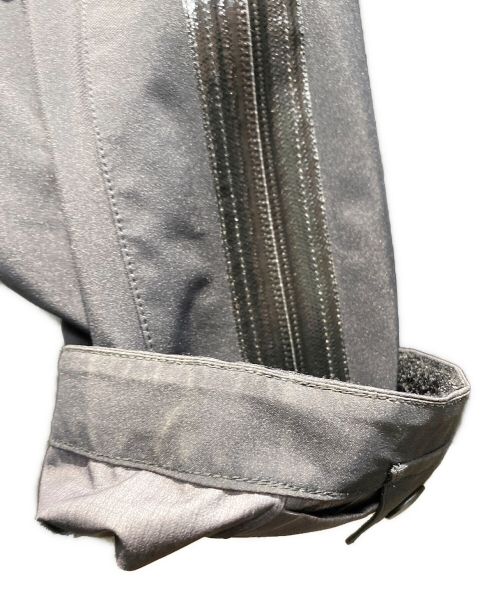 ACRONYM（アクロニウム）ACRONYM (アクロニウム) 3L Gore-Tex Pro Interops Jacket ブラック サイズ:XLの古着・服飾アイテム