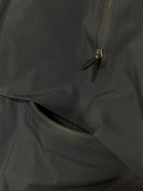 ACRONYM（アクロニウム）ACRONYM (アクロニウム) 3L GORE-TEX PRO JACKET ブラック サイズ:XLの古着・服飾アイテム