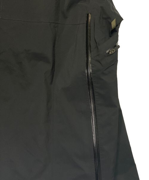 ACRONYM（アクロニウム）ACRONYM (アクロニウム) 3L Gore-Tex Pro Interops Jacket ブラック サイズ:XLの古着・服飾アイテム