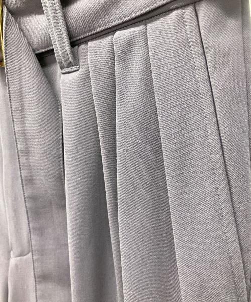 CULLNI（クルニ）CULLNI (クルニ) テーパードパンツ パープルの古着・服飾アイテム