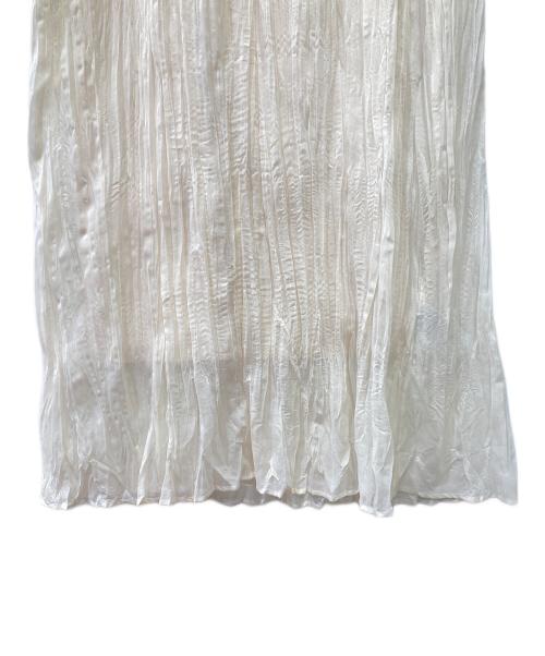 FRAY ID（フレイ アイディー）FRAY ID (フレイ アイディー) ワッシャープリーツフリルカラーワンピース アイボリー 未使用品の古着・服飾アイテム