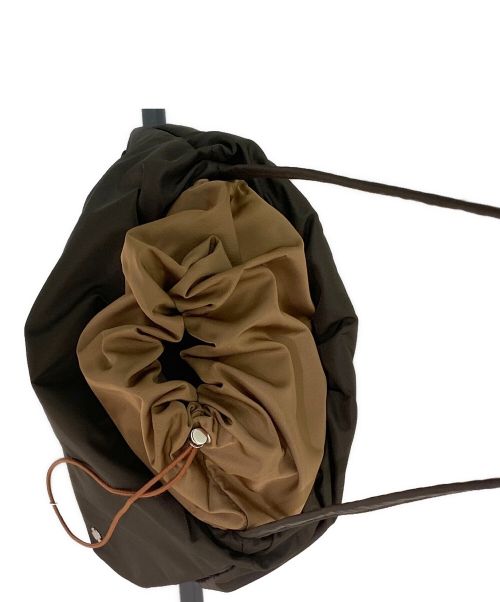THE ROW（ザ ロウ）THE ROW (ザ ロウ) Bourse XL Drawstring ブラウン サイズ:XLの古着・服飾アイテム