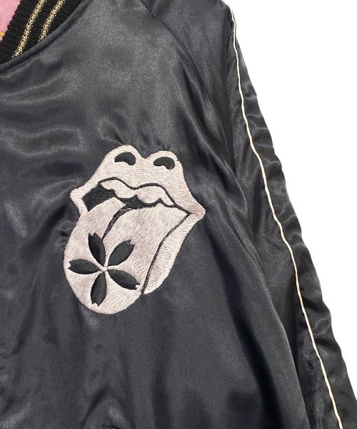 テーラー東洋（テーラートウヨウ）テーラー東洋 (テーラートウヨウ) THE ROLLING STONES (ザ ローリングストーンズ) ストーンズスカジャン ピンク×ブラック サイズ:XLの古着・服飾アイテム