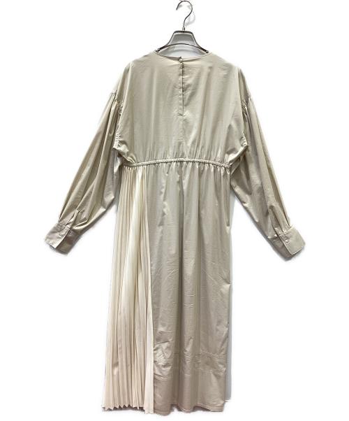 ELENDEEK（エレンディーク）ELENDEEK (エレンディーク) アシメプリーツワンピース ベージュ サイズ:2の古着・服飾アイテム