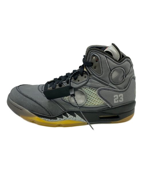 NIKE（ナイキ）NIKE (ナイキ) OFFWHITE (オフホワイト) AIR JORDAN 5 RETRO SP グレー サイズ:27.5cm(US 9.5) 未使用品の古着・服飾アイテム
