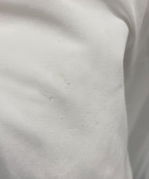 UN3D.（アンスリード）UN3D. (アンスリード) ショートケープワンピース ホワイト サイズ:36の古着・服飾アイテム