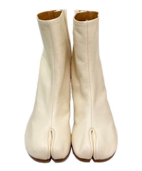 Maison Margiela（メゾンマルジェラ）Maison Margiela (メゾンマルジェラ) Tabiブーツ アイボリー サイズ:37の古着・服飾アイテム